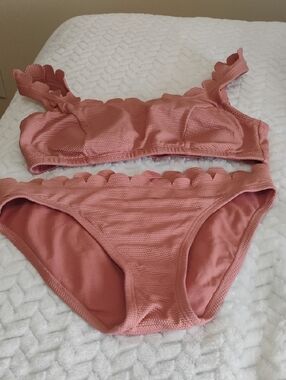Time and Tru Mauve Pink Scalloped Bikini Set